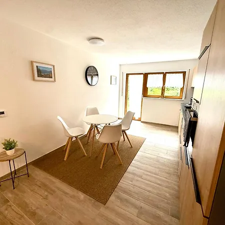 Apartment Bachgefluester Weilheim