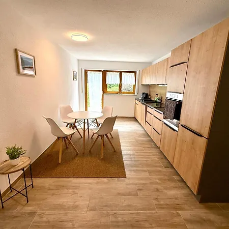 Bachgefluester Apartment Weilheim