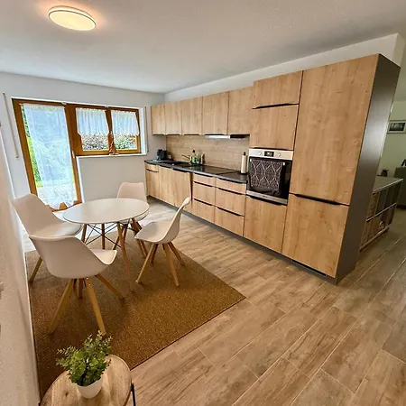 Bachgefluester Daire