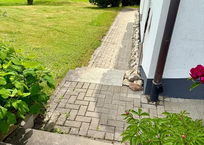 Bachgefluester Lägenhet *