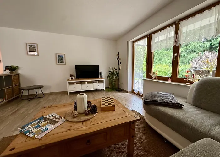 Bachgefluester Lägenhet *